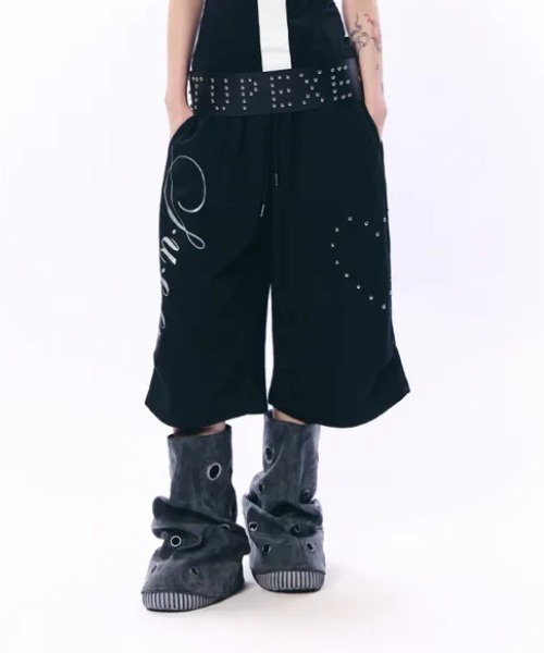 Ada.(エイダ)の「◇SETUPEXE◇ブランド直輸入正規品/ハート スタッド ロゴ バミューダ パンツ HEART STUD LOGO BERMUDA PANTS(その他パンツ・レディース・ホワイト/ブラック・FREE)」の11枚目の写真