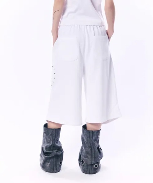 Ada.(エイダ)の「◇SETUPEXE◇ブランド直輸入正規品/ハート スタッド ロゴ バミューダ パンツ HEART STUD LOGO BERMUDA PANTS(その他パンツ・レディース・ホワイト/ブラック・FREE)」の10枚目の写真