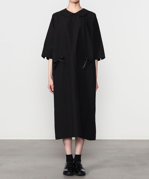 Bshop(ビショップ)の「eunoia | ラウンドカラー ロングワンピース WOMEN(ワンピース・レディース・ブラック・ONE)」の9枚目の写真