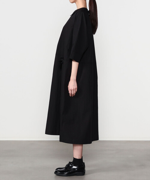 Bshop(ビショップ)の「eunoia | ラウンドカラー ロングワンピース WOMEN(ワンピース・レディース・ブラック・ONE)」の10枚目の写真