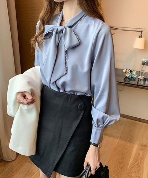 SallyLunn(サリーラン)の「スカラップ リボンボウタイブラウス(シャツ/ブラウス・レディース・ホワイト/ブルー・LARGE/MEDIUM)」の8枚目の写真