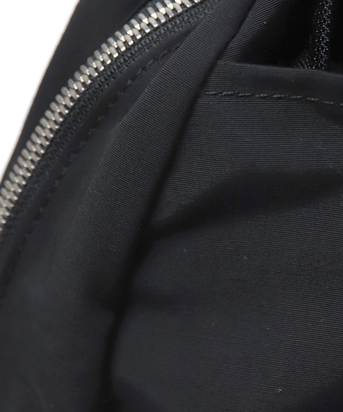 STANDARD SUPPLY（スタンダードサプライ）の「[ STANDARD SUPPLY ] SIMPLICITY WALLABY / ワラビー（バックパック/リュック・レディース・ベージュ/ブラック/チャコールアッシュ・FREE）」の12枚目の写真