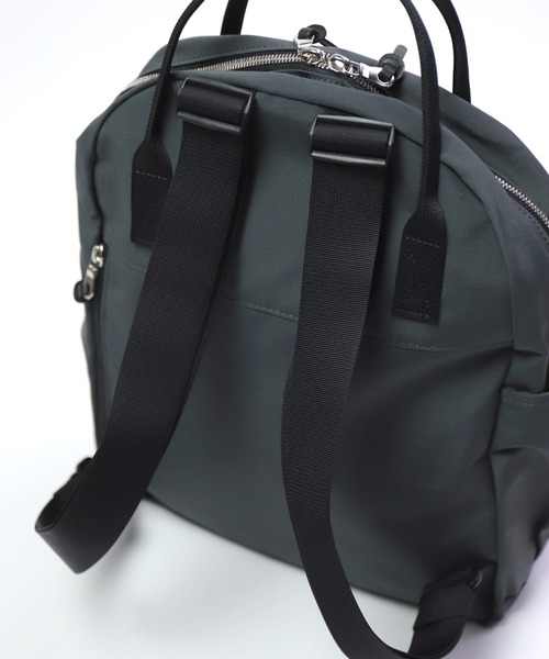 STANDARD SUPPLY（スタンダードサプライ）の「[ STANDARD SUPPLY ] SIMPLICITY WALLABY / ワラビー（バックパック/リュック・レディース・ベージュ/ブラック/チャコールアッシュ・FREE）」の14枚目の写真