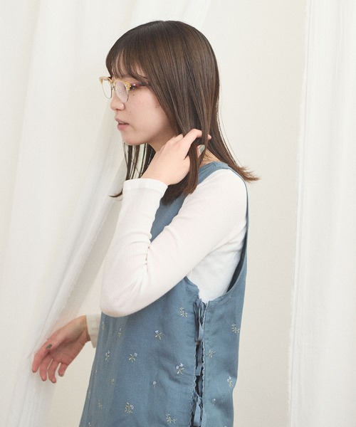 fig Ｌondon（フィグロンドン）の「Buttercup apron dress（ワンピース・レディース・ブルー/ホワイト・FREE）」の19枚目の写真