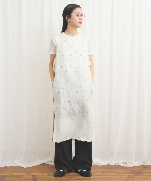 fig Ｌondon（フィグロンドン）の「Buttercup apron dress（ワンピース・レディース・ブルー/ホワイト・FREE）」の4枚目の写真