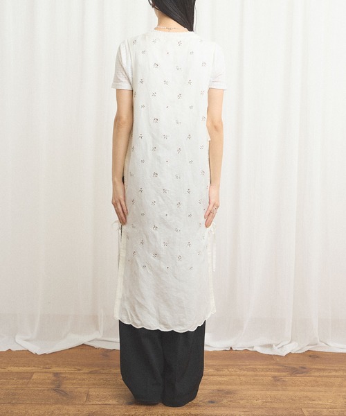 fig London(フィグロンドン)の「_Buttercup apron dress(ワンピース・レディース・ブルー/ホワイト・FREE)」の13枚目の写真