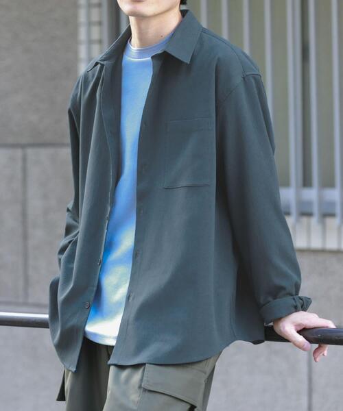 ITEMS URBANRESEARCH(アイテムズ アーバンリサーチ)の「ヨウリュウレギュラーカラー長袖シャツ(シャツ/ブラウス・メンズ・ネイビー/ダークグレー/オリーブ/ブラック・LARGE/MEDIUM)」の4枚目の写真