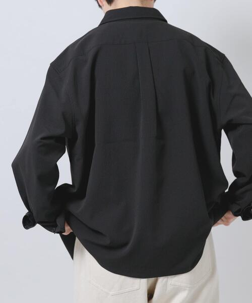 ITEMS URBANRESEARCH(アイテムズ アーバンリサーチ)の「ヨウリュウレギュラーカラー長袖シャツ(シャツ/ブラウス・メンズ・ネイビー/ダークグレー/オリーブ/ブラック・LARGE/MEDIUM)」の7枚目の写真