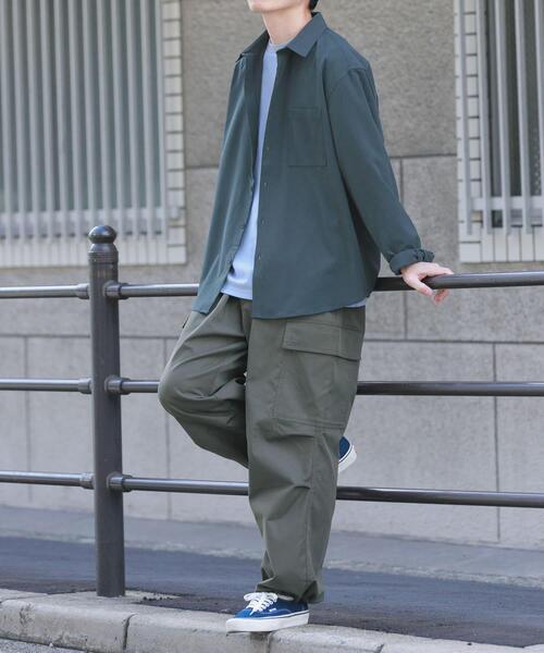 ITEMS URBANRESEARCH(アイテムズ アーバンリサーチ)の「ヨウリュウレギュラーカラー長袖シャツ(シャツ/ブラウス・メンズ・ネイビー/ダークグレー/オリーブ/ブラック・LARGE/MEDIUM)」の17枚目の写真