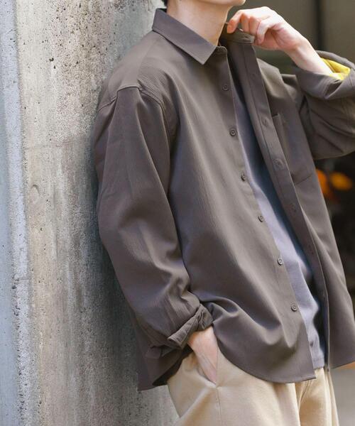 ITEMS URBANRESEARCH(アイテムズ アーバンリサーチ)の「ヨウリュウレギュラーカラー長袖シャツ(シャツ/ブラウス・メンズ・ネイビー/ダークグレー/オリーブ/ブラック・LARGE/MEDIUM)」の21枚目の写真