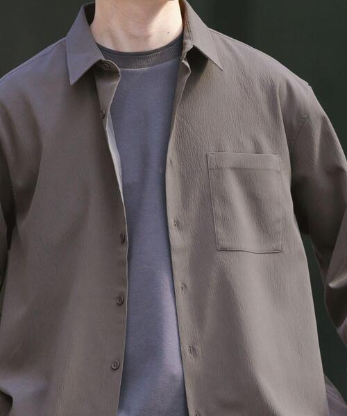 ITEMS URBANRESEARCH(アイテムズ アーバンリサーチ)の「ヨウリュウレギュラーカラー長袖シャツ(シャツ/ブラウス・メンズ・ネイビー/ダークグレー/オリーブ/ブラック・LARGE/MEDIUM)」の6枚目の写真