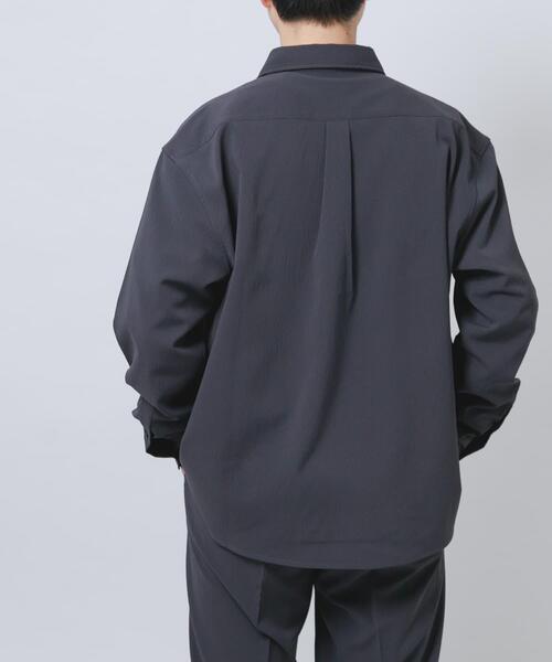 ITEMS URBANRESEARCH(アイテムズ アーバンリサーチ)の「ヨウリュウレギュラーカラー長袖シャツ(シャツ/ブラウス・メンズ・ネイビー/ダークグレー/オリーブ/ブラック・LARGE/MEDIUM)」の22枚目の写真