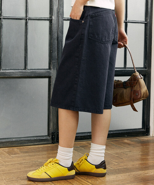 Levi's(リーバイス)の「LEVI'S/リーバイス SUPER BAGGY JORT 限定展開(デニムパンツ・レディース・ブルー/ブラック・27/26/25)」の5枚目の写真