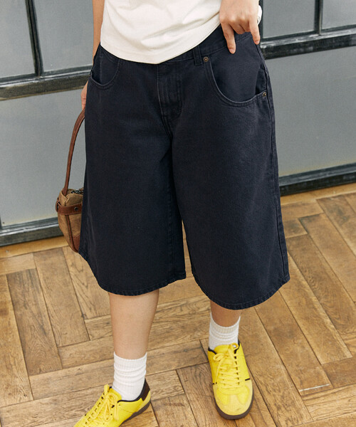 Levi's(リーバイス)の「LEVI'S/リーバイス SUPER BAGGY JORT 限定展開(デニムパンツ・レディース・ブルー/ブラック・27/26/25)」の11枚目の写真