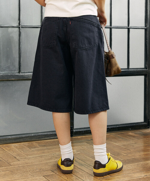 Levi's(リーバイス)の「LEVI'S/リーバイス SUPER BAGGY JORT 限定展開(デニムパンツ・レディース・ブルー/ブラック・27/26/25)」の14枚目の写真