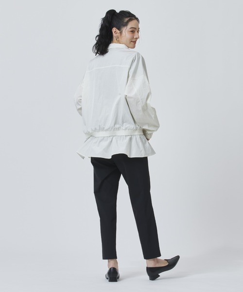 adidas(アディダス)の「【adidas×アルペン限定モデル】アディダス adidas W WV TRACKTOP AP(ナイロンジャケット・レディース・オフホワイト/ダークグレー・M/L/S/XL)」の9枚目の写真