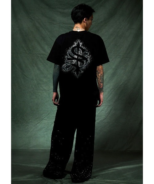 SUPPLIER(サプライヤー)の「A'GEM/9 × .kom 『SUPPLIER/サプライヤー』 Spray Cross Rhinestone Tee/スプレークロスラインストーンTシャツ(Tシャツ/カットソー・メンズ・ブラック/ホワイト・L/M)」の7枚目の写真