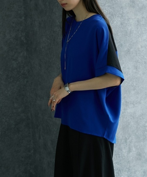 Soiunique（スワユニーク）の「異素材切替後ろジップアップドルマントップス［Soiunique］（Tシャツ/カットソー・レディース・ブラック×ブルー/ブラック×グレー・FREE）」の21枚目の写真