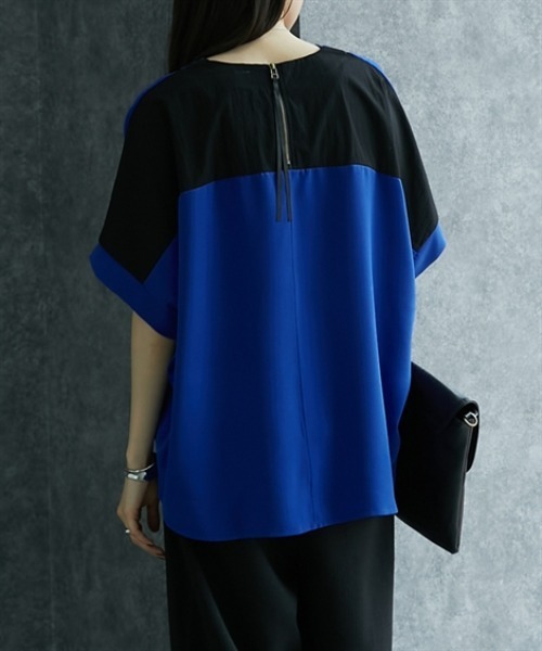 Soiunique（スワユニーク）の「異素材切替後ろジップアップドルマントップス［Soiunique］（Tシャツ/カットソー・レディース・ブラック×ブルー/ブラック×グレー・FREE）」の7枚目の写真