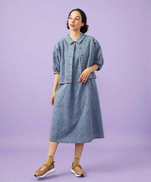 Jocomomola(ホコモモラ)の「Semilla フラワー総刺繍ブラウス(シャツ/ブラウス・レディース・アイボリー/ブルー・40)」の11枚目の写真