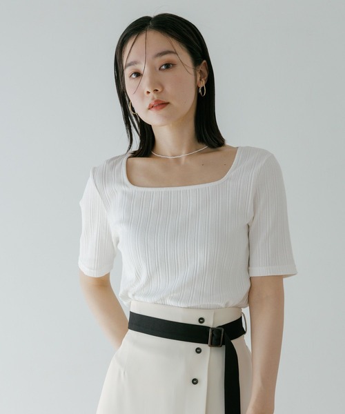 Andemiu(アンデミュウ)の「リブTシャツ659231(Tシャツ/カットソー・レディース・チャコールグレー/オフホワイト/ブラック・FREE)」の18枚目の写真