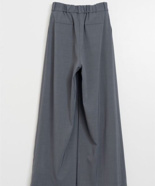 ORGUE(オルグ)の「Cross tuck pants/クロスタックパンツ(スラックス・レディース・ベージュ/ブラウン/グレー・SMALL/MEDIUM)」の17枚目の写真