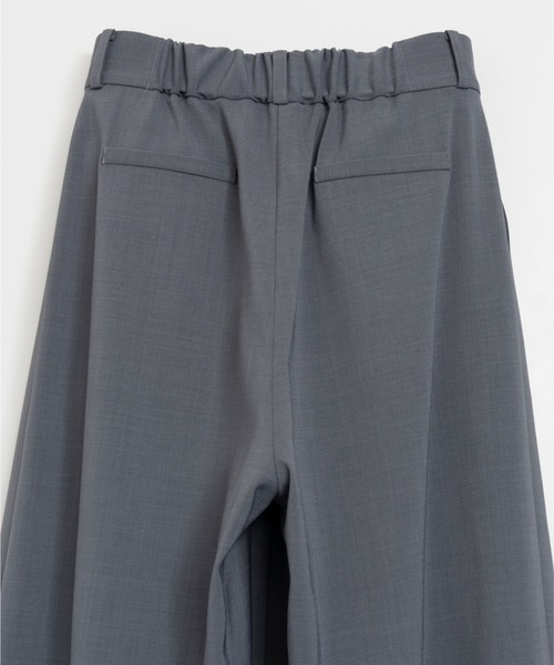 ORGUE(オルグ)の「Cross tuck pants/クロスタックパンツ(スラックス・レディース・ベージュ/ブラウン/グレー・SMALL/MEDIUM)」の13枚目の写真