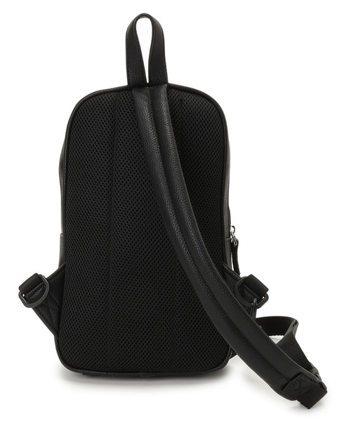 Guess(ゲス)の「RIORSON Sling Bag ボディバッグ メンズバッグ(ボディバッグ/ウエストポーチ・メンズ・ダークグレー・ONE SIZE)」の14枚目の写真