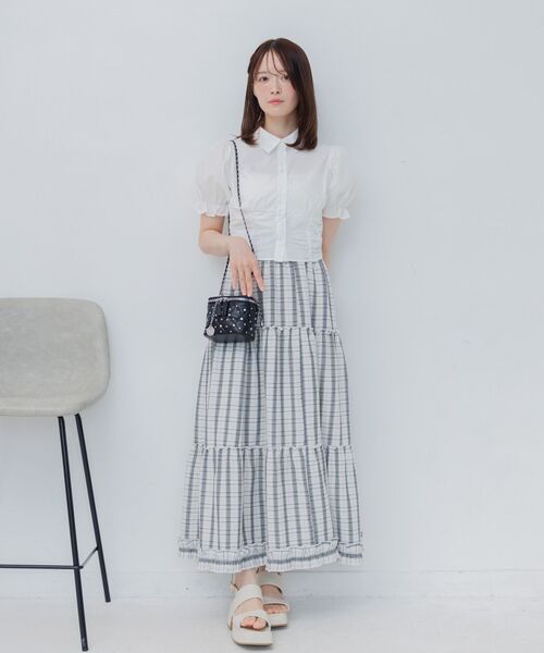 ems excite(エムズエキサイト)の「ウエストシャーリングシャツ(シャツ/ブラウス・レディース・ブルー/ブラック系その他2/ホワイト・FREE)」の22枚目の写真