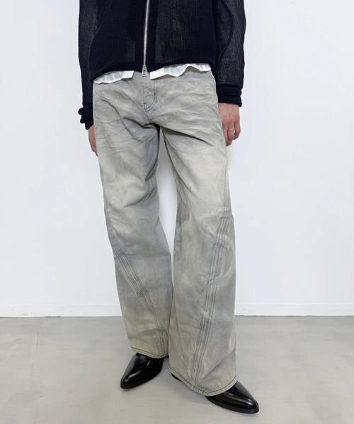 NVRFRGT(ネヴァーフォーゲット)の「3D TWISTED WIDE LEG JEANS(デニムパンツ・メンズ・グレー・1/2/3)」の10枚目の写真