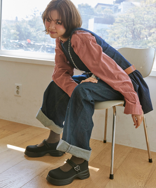 SPUR(シュプール)の「Odree メリージェーンプラットフォームローファー5.5cm -UA9024 (3カラー)(ローファー・レディース・アイボリー/ブラック/ブラック系1・23cm/23.5cm/24cm/24.5cm/25cm/22.5cm)」の12枚目の写真