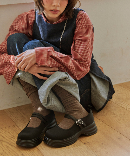 SPUR(シュプール)の「Odree メリージェーンプラットフォームローファー5.5cm -UA9024 (3カラー)(ローファー・レディース・アイボリー/ブラック/ブラック系1・23cm/23.5cm/24cm/24.5cm/25cm/22.5cm)」の11枚目の写真