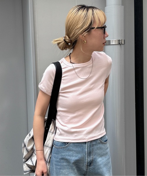feepur(フェピュール)の「ソフトタッチコンパクトTee(Tシャツ/カットソー・レディース・ブラック/オフホワイト/ピンク/オートミール/イエロー・MEDIUM)」の18枚目の写真