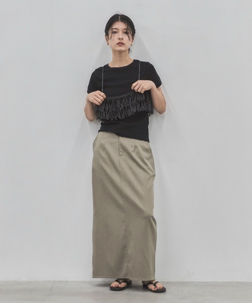 feepur(フェピュール)の「ソフトタッチコンパクトTee(Tシャツ/カットソー・レディース・ブラック/オフホワイト/ピンク/オートミール/イエロー・MEDIUM)」の15枚目の写真