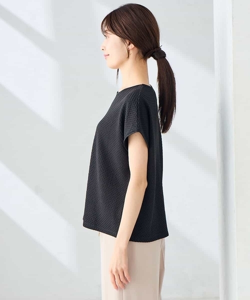 a.v.v(アーヴェヴェ)の「ぽこぽこトップス(Tシャツ/カットソー・レディース・アイボリー/ブラック/ブルー・38/40/36)」の18枚目の写真