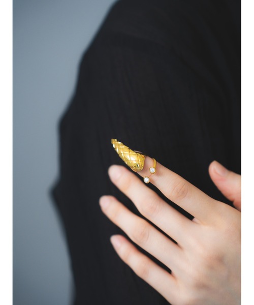 O1Jewerly(オーワンジュエリー)の「【O1jewelry オーワンジュエリー】 レディースリング シルバー925 淡水パール ファランジリング ネイルリング(リング・レディース・ピンクゴールド/シルバー/ゴールド・S)」の6枚目の写真
