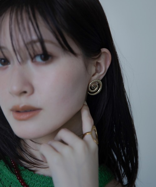 VACANCY（ヴァカンシー）の「ファニーピアス（ピアス（両耳用）・レディース・シルバー/ゴールド・FREE）」の10枚目の写真
