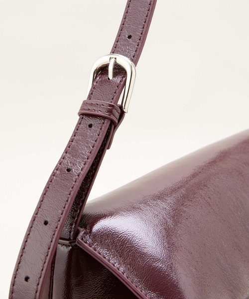 LE VERNIS(ル・ベルニ)の「LE VERNIS(ル・ベルニ) Soft wide bag(ハンドバッグ・レディース・ブラック・FREE)」の4枚目の写真