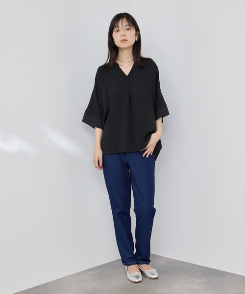 NAVY(ネイビー)の「【SARARI /サラリ】冷感 シフォン使い スキッパーネック シボ生地 UVカット DRY プルオーバー(Tシャツ/カットソー・レディース・ブラック/ターコイズブルー/グレイッシュベージュ/オフホワイト・L/M)」の19枚目の写真
