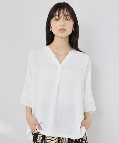 NAVY(ネイビー)の「【SARARI /サラリ】冷感 シフォン使い スキッパーネック シボ生地 UVカット DRY プルオーバー(Tシャツ/カットソー・レディース・ブラック/ターコイズブルー/グレイッシュベージュ/オフホワイト・L/M)」の20枚目の写真
