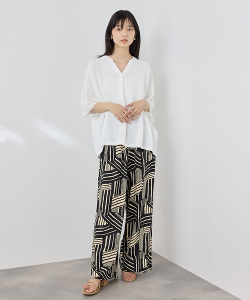 NAVY(ネイビー)の「【SARARI /サラリ】冷感 シフォン使い スキッパーネック シボ生地 UVカット DRY プルオーバー(Tシャツ/カットソー・レディース・ブラック/ターコイズブルー/グレイッシュベージュ/オフホワイト・L/M)」の22枚目の写真