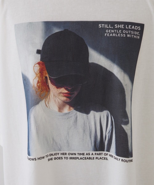 PUAL CE CIN（ピュアルセシン）の「レディーフォトプリントTシャツ（Tシャツ/カットソー・レディース・オフホワイト/グレー・FREE）」の13枚目の写真