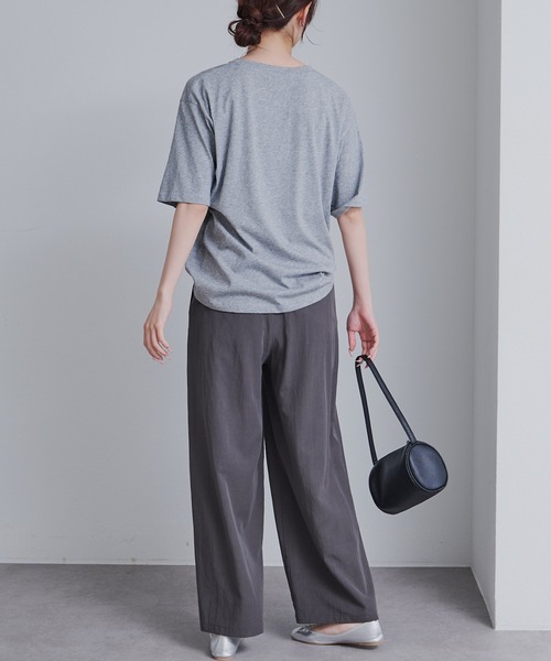 PUAL CE CIN（ピュアルセシン）の「レディーフォトプリントTシャツ（Tシャツ/カットソー・レディース・オフホワイト/グレー・FREE）」の11枚目の写真