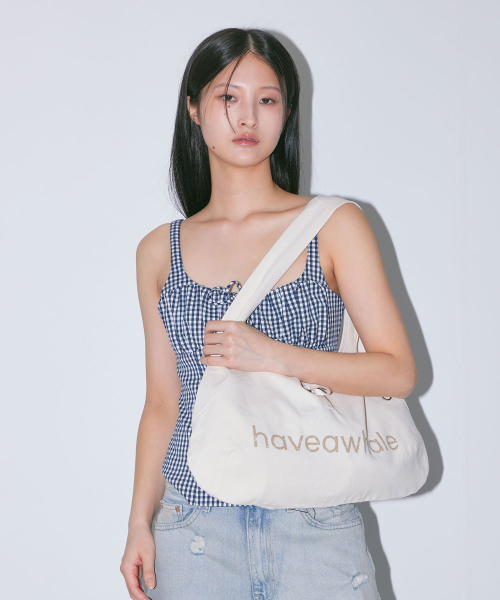 HAVEAWHALE(ハブアホエール)の「cotton baguette eco bag (WH)(ショルダーバッグ・レディース・その他・FREE)」の2枚目の写真