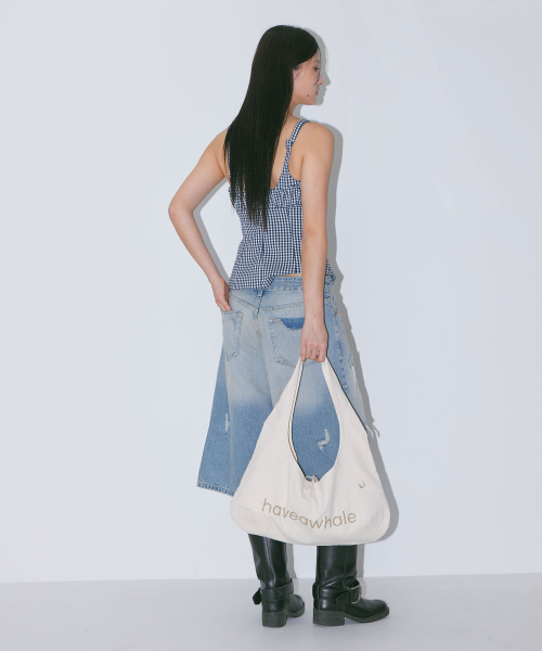 HAVEAWHALE(ハブアホエール)の「cotton baguette eco bag (WH)(ショルダーバッグ・レディース・その他・FREE)」の4枚目の写真