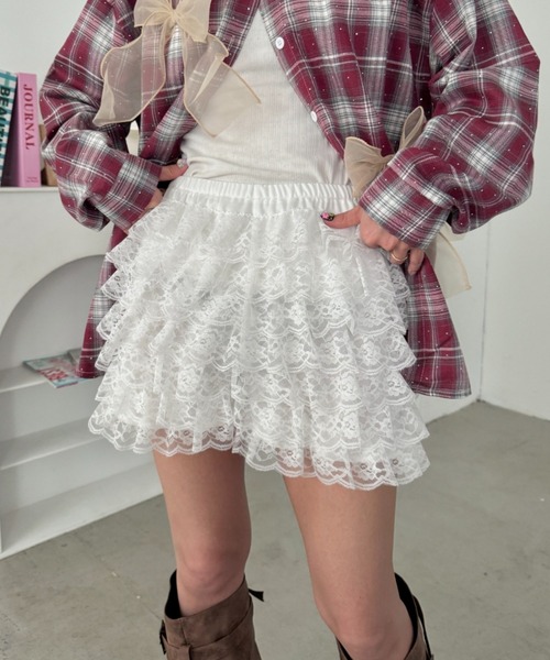 SOLLON.（ソルロン）の「シュシュフリルショートパンツ（その他パンツ・レディース・レオパード/ブラック系その他/ホワイト/ブラック/ホワイト系その他・FREE）」の2枚目の写真