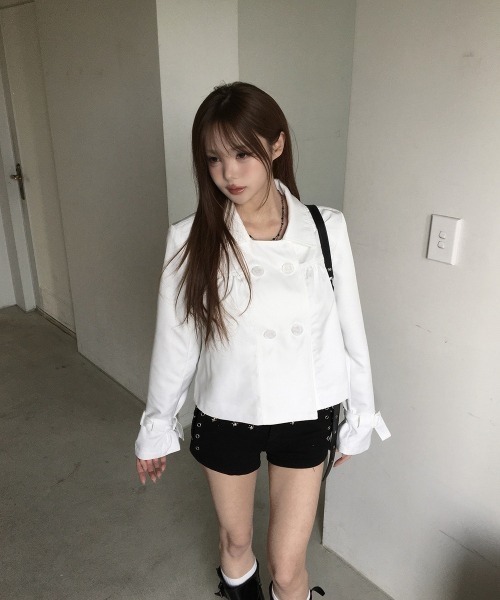 almo(アルモ)の「【LAMPOON】ショートトレンチコート(トレンチコート・レディース・ホワイト/アイボリー・MEDIUM/SMALL)」の17枚目の写真