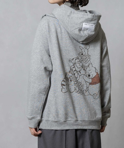 MARECHAL TERRE（マルシャルテル）の「POOH×MARECHAL TERRE 3（パーカー・レディース・ネイビー/グレイッシュベージュ/チャコールグレー/グレー・MEDIUM）」の3枚目の写真