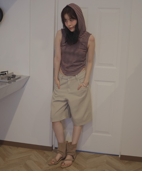 Mili affinity（ミリアフィニティー）の「ハーフワイドデニムパンツ（デニムパンツ・レディース・ブルー/ベージュ/ブラウン/カーキ・FREE）」の7枚目の写真