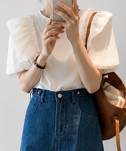 aimoha(アイモハ)の「パフスリーブTシャツ(Tシャツ/カットソー・レディース・ホワイト/ブラック・FREE)」の3枚目の写真